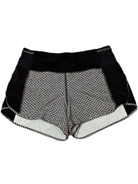 Lululemon Real Quick Short *Perforated 3.5"